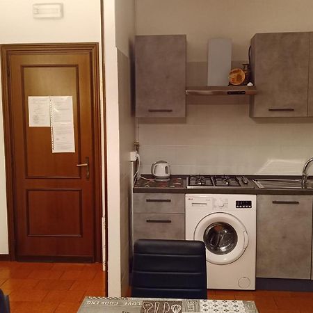 Casa Vittoria Toscolano-Maderno Leilighet Eksteriør bilde